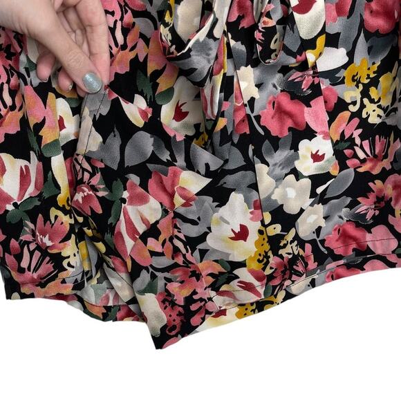 Shein Curve Paperbag Waist Shorts With Tie Bow Floral Size 2XL - Picture 7 of 10